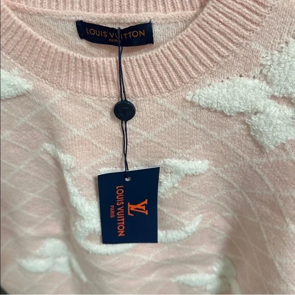 Light pink & white knit top - Picture 2 of 4